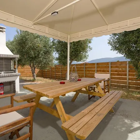 Tumeremos For 8 People, Private Bbq Area Ambelokipoi (Zakynthos)
