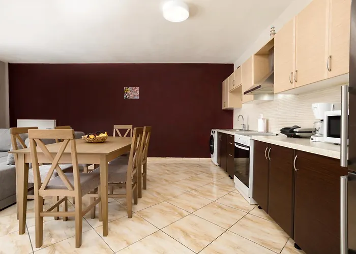 Tumeremos 3br Private Bbq Garden Apartment *